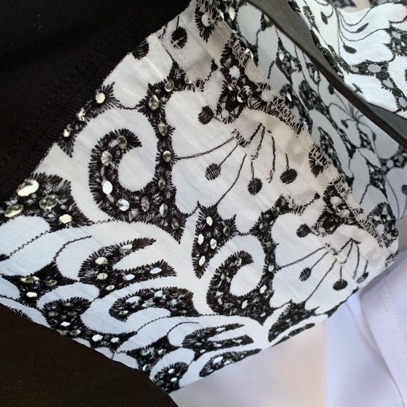 Look great for summer, love the colours and  eyelet design - Picture 5 of 7